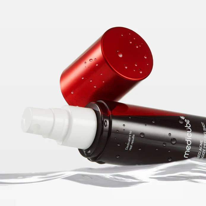MEDICUBE RED ACNE BODY PEELING SHOT 110G